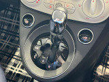 珍しいシフトパターンですがAT免許で運転も楽々♪