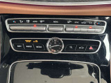 オートエアコン装備。車内を快適な温度に保ち、季節を問わず使いやすい一台。