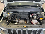 1.3L 直列4気筒マルチエア16バルブ ターボエンジン(151PS / 270N・m)。オイル漏れ等もなく綺麗なエンジンルームです。