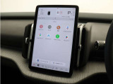 お気に入りのアプリをGoogle Playでダウンロードして、Googleアシスタントによるハンズフリー操作でお楽しみください。音楽配信サービスやポッドキャストなどの再生も、音声だけで自由自在です。