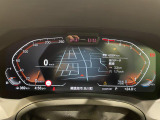 デジタルインフォメーションディスプレイ搭載。近未来感のあるコックピットに仕上がっております。
