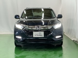 高効率なエンジンをモーターがアシストして走行中の燃費消費を抑えるハイブリッド。停車中もアイドリングストップにより燃費消費と排出ガスをなくします。