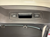 パワーテールゲートでラクラク開閉。