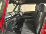 車が大好きなスタッフが心をこめて接客いたします。お客様一人一人のお車に対する思いや気持ちをうかがい、充実した時間が過ごせるよう努めます。