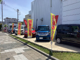 マルエツ側の西大宮駅方面へ続く道沿いにも展示してございます。