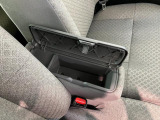 お客様にぴったりなおクルマをお選びいただけますように様々な展示車をご用意致しております!ダイハツの軽自動車だけではなく、他メーカー車やコンパクトカー・ミニバンなども数多く取り揃えております!