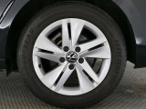 メーカー直営認定中古車 1オーナ 禁煙車 IQLEDライト 純正ナビ ブルートゥース接続 カープレイアンドロイドオート対応 デジタルコックピット アダプティブクルーズ バックカメラ スマートキースペア有