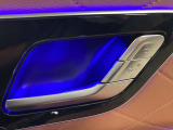「認定中古車」は納車前整備がポイントです。メルセデス・ベンツの定める厳しい基準をクリアしたお車のみご案内させて頂きます。納車前整備はメーカー規定に基づき自社工場で入念に行なわれます。