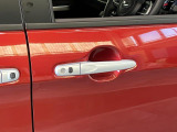 品質へのこだわり!フロアマットやシートなど車内をキレイに清掃し、ニオイや汚れなどを徹底的にクリーニングしてもらっております。室内はピカピカです☆