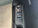 運転席パワーウィンドウスイッチです。