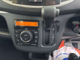 2WD 走行33588キロ 1オーナー 禁煙車 記録簿 CDオーディオ スマートキー CVT アイドリングストップ 衝突被害軽減ブレーキ 横滑防止 シートヒーター スタッドレスタイヤのみ