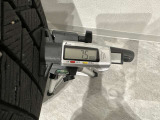冬タイヤ溝です