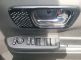 運転席側パワーウインドウスイッチ