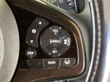 【クルーズコントロール】アクセルペダルを踏まずに一定の車速で走行できます。高速道路や加速・減速の繰り返しの少ない自動車道などで便利です