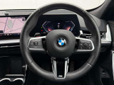 BMW Premium Selection 江戸川は、約20台の展示スペースがあり、常時新車拠店より厳選された認定中古車が続々と入庫しております。