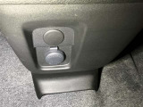 スマートフォンやお手持ちの機器のバッテリー残量が少なくなっても、運転中に充電ができるので安心ですね!