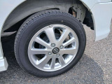 純正アルミホイ-ル付です! タイヤサイズ 165/60R14 (リヤ左タイヤ)
