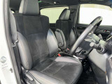高いホールド性で運転姿勢が安定します。長距離ドライブでも疲れにくいのが魅力です。快適なドライビングライフをお送りください♪