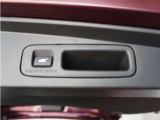 ◆パワーテールゲート◆キーや運転席のボタン、ハンズフリー機能など多彩なアクセスで自動開閉できます。