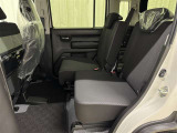☆ゆとりある広々とした車内空間は、ドライブを始め買い物やレジャーなど、幅広く活躍します。一人でもみんなとでもお出かけを楽しみましょう!☆
