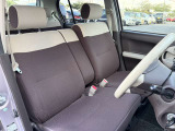 当店では入荷次第隅々まで車への傷、へこみ等をチェックしております。安心してお客様のご希望に合った一台もお探しする事も可能です。
