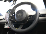 *在庫は予告なく車両掲載外他店舗等へ移動を行う場合がございます。お手数お掛け致しますが、ご来店頂けます場合は在庫確認のお電話をお願い致します。