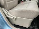 軽の看板が目印です!届出済 未使用車をお探しの方はこちらの看板を目印にお越しください。※似たような看板のお店がございますのでお間違えのないようご注意ください。