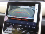 車庫入れもお任せのバックカメラ付き!