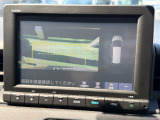 後退時に車両の進行方向のガイド線を表示してくれます!便利な機能ですが後方確認の目視もお忘れなく!