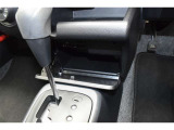 当店は全車『ロングラン保証』付!(1年間、距離無制限 HV車はHV保証付) 別途延長保証もご用意しております♪ ぜひ現車を確認にご来店ください