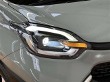○暗い夜道も明るく照らします○LEDヘッドライト装着車! 夜間のドライブも安心ですね♪消費電力が少なくて明るいなんて、◎です☆