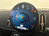 ★MINIには6個のエアバッグを標準装備。運転席/助手席エアバッグ、サイド・エアバッグ、ヘッド・エアバッグ。
