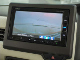◆バックカメラ◆リバースにするだけで映ります、後方の安全確認や、狭い駐車場での車庫入れ、雨の日や夜間など視界の悪い時に便利です!安全にバックする為には欠かせない装備です。