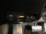 ビルトインタイプの【ETC】で見た目もスッキリ。高速道路の利用にとても便利です。