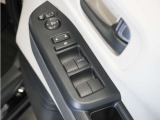 ◆パワーウィンドウスイッチ◆運転席から全席の窓の開閉操作を行うことが出来いつでも換気ができます!