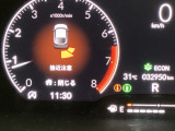 自社整備工場で点検整備をおこなってからお渡ししています。車検が残っている場合は『12ヶ月点検整備』を、車検整備付きの場合は『車検整備』をおこないます。整備費用は車両本体価格に含まれています。