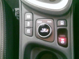 4WDならではの運転モードの切り替えが出来ます!ドライブをお楽しみください☆