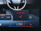 BMW専門のメカニックが、100項目にも上るポイントを徹底的にチェック。交換基準に達した部品があれば、弊社負担にて交換後、お客様へご納車致します。