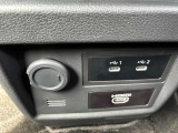 USB充電ソケットとHDMI端子付きです