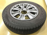 175/80R16スタットレスタイヤを積込しています