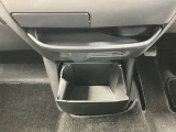 【インストセンターロアボックス】CDなどが収納できる格納式のボックス!