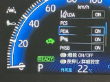 視認性の良いスピードメーターです☆