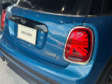 【MINI正規ディーラーMINI NEXT福岡東】弊社車輌をご覧頂き、誠にありがとうございます♪車輌価格には保証料金も含まれております。安心してご検討下さい! ※定休日 第二・第三火曜日と毎週水曜日