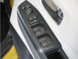 ◆パワーウィンドウスイッチ◆運転席から全席の窓の開閉操作を行うことが出来いつでも換気ができます!