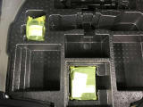 パンクをした時もご心配なく、パンク修理キットが装備されています。JAFに未加入の方はこの機会にご検討されてはいかがでしょうか?ロードサービス以外に会員優遇サービスも沢山あります。