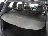 ◆トノカバー装備◆荷室を覆い保護してくれるカバーを装備!。プライバシー保護にも役立ちます。
