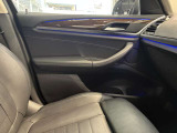 遠方のお客様大歓迎です。お気軽にお問い合わせ下さいませ。全国各BMW正規販売店で保証サービスを受けられるようご納車させて頂きますますのでご安心下さいませ!