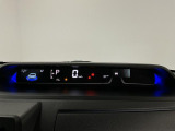 【メーターパネル】シンプルなデザインのメーターパネルは視認性が良く、必要な情報を運転手に分かりやすく伝えてくれます♪