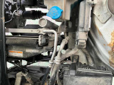 当社は自社認証整備工場も完備しており、納車前整備や一般車検・点検など、お客様が安心して長くお使い頂ける様にメンテナンス面に対して細かく整備しております。ご納車もご安心下さい