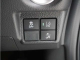 ◆VSA◆横滑り防止装置が装備されています。コーナーリング時の横すべりを抑える機能と、車両の急激な挙動変化を抑える機能で、安定した走行を実現しています。運転に安心とゆとりが出来ます。